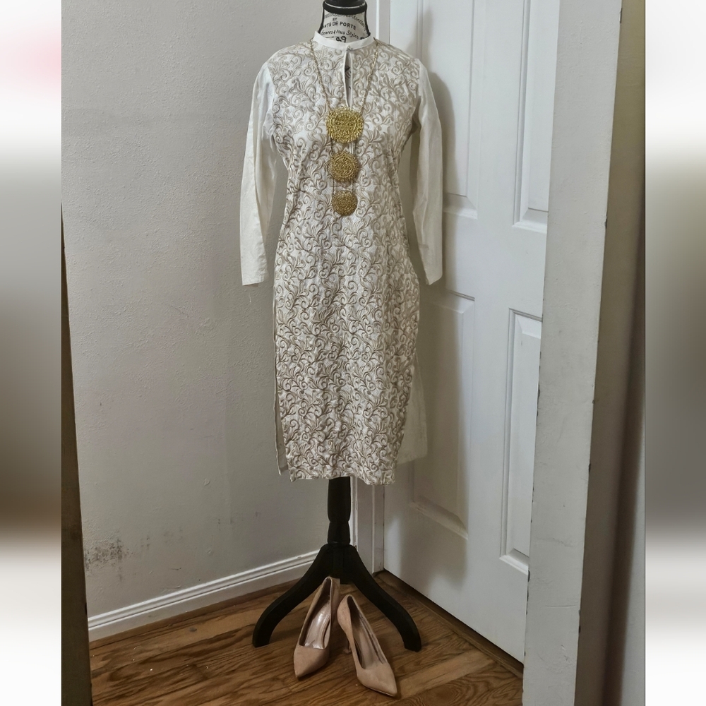Chic Cream and White Long Sleeve Kurta